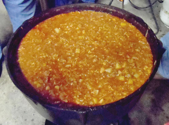 A tasty pot of Brunswick stew draws a crowd in Mount Gilead.