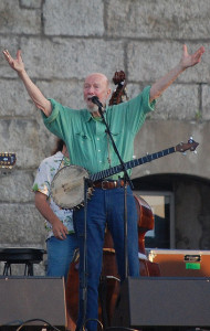 photo of Pete Seeger at the Newport Folk Festival 2009