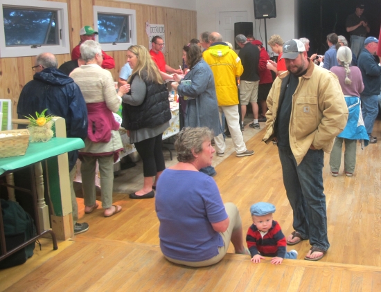The cook-off attracted multiple generations of chowder fans. Photo: Leanne E. Smith, 4-4-2015.