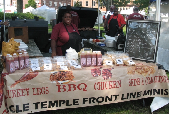 Felicia Edwards, whose husband started Day Day’s BBQ & Skins to support their church.  Saturday, June 20, 2015.  Photo: Leanne E. Smith.