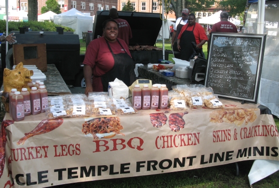 Felicia Edwards, whose husband started Day Day’s BBQ & Skins to support their church. Saturday, June 20, 2015. Photo: Leanne E. Smith.