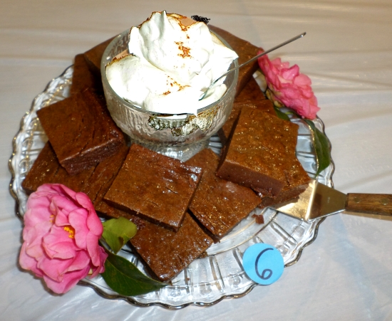 My persimmon pudding was popular with the crowd (I came home with an empty plate) but not with the judges – the prize for its category was awarded to the Jerusalem artichoke cake.